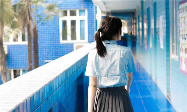 东乡如何找到一个可以帮助我生孩子的女人？